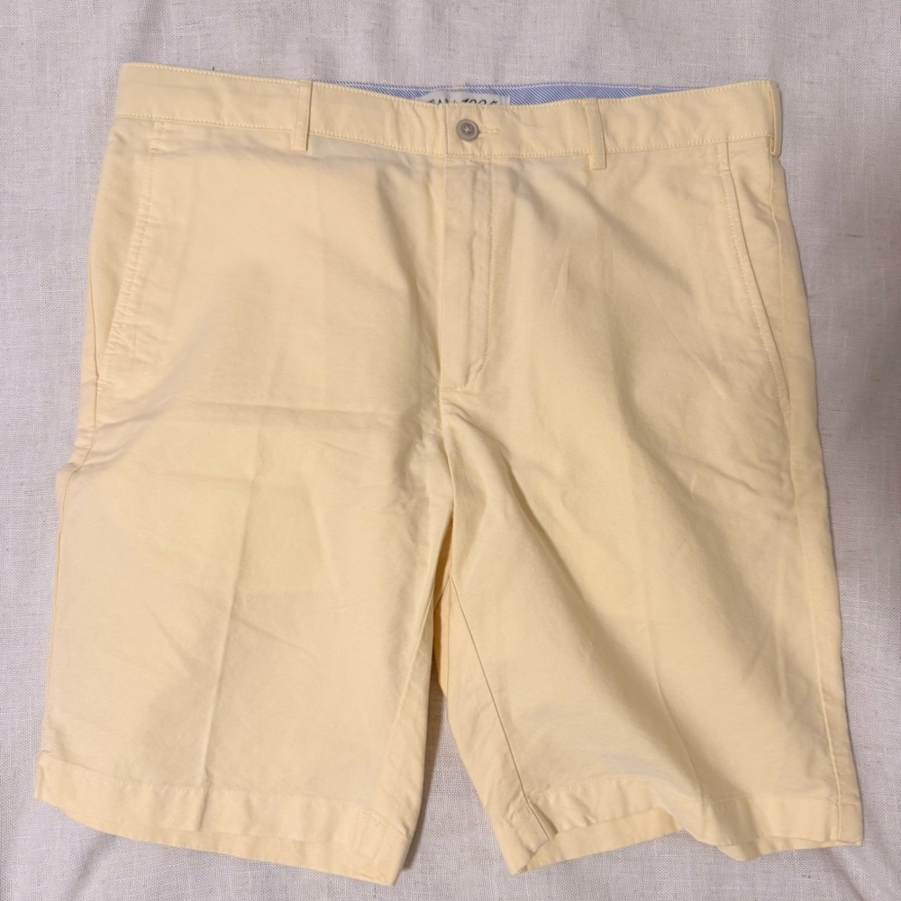 Men's Cream Shorts